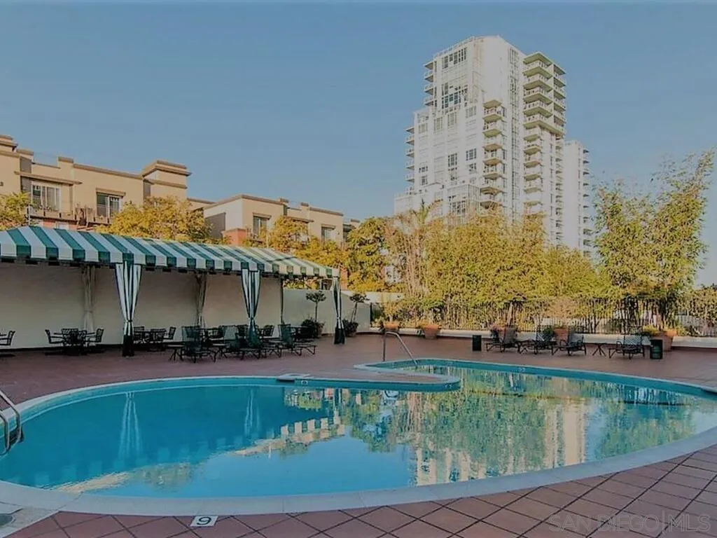 https://cdn.realtyfeed.com/cdn/127/210006047/fb6e50b0a17effe8a187acc80793c234.webp