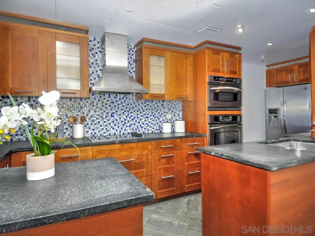 https://cdn.realtyfeed.com/cdn/127/210006047/fe801a5a62433f8396fb25ca54322948.webp