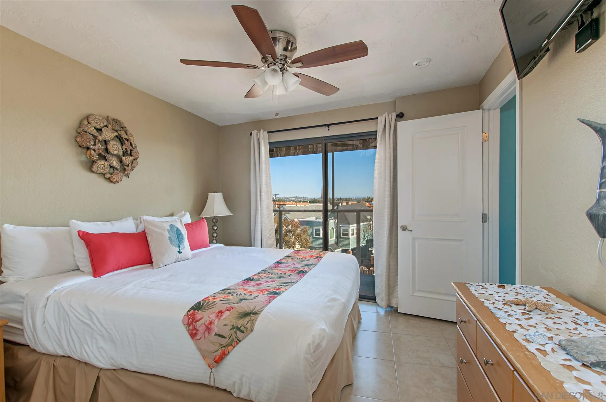https://cdn.realtyfeed.com/cdn/127/210006941/4f32eab212cf15e7fa7beb8e32d86997.webp
