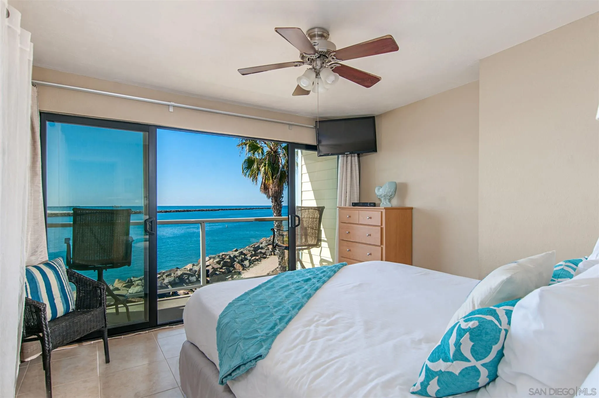 https://cdn.realtyfeed.com/cdn/127/210006941/5691cfa0463f0f0b56581462fc3dfcde.webp