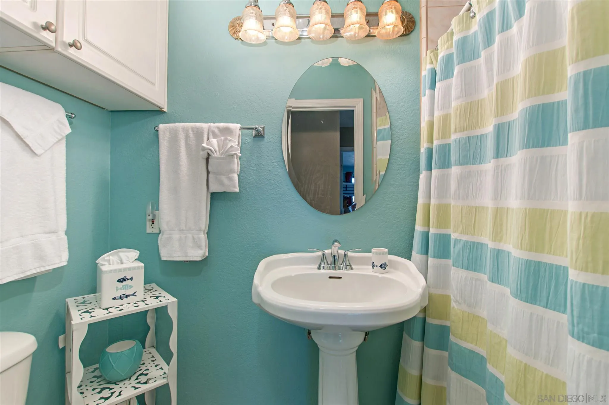 https://cdn.realtyfeed.com/cdn/127/210006941/8c0c1135834cd123cc19af1d3300d6b8.webp