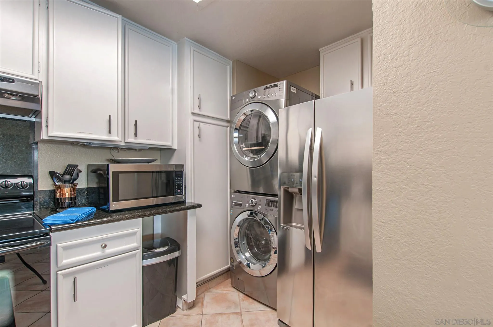 https://cdn.realtyfeed.com/cdn/127/210006941/faddcbb279de54bf53e04f01bd99db21.webp