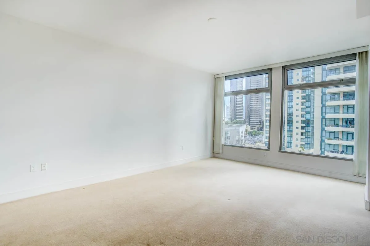 https://cdn.realtyfeed.com/cdn/127/210007081/16d156dc902ecd278a7f7a0e07915dff.webp