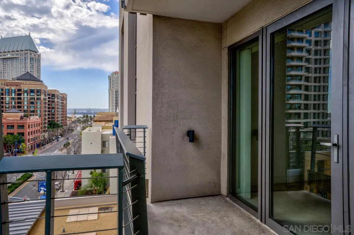 https://cdn.realtyfeed.com/cdn/127/210007081/30d7d8d5355e70b10def5d047115f0f0.webp