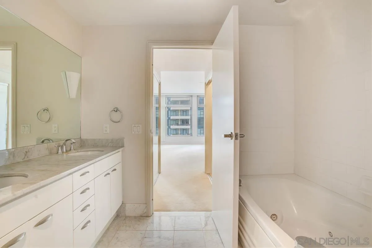 https://cdn.realtyfeed.com/cdn/127/210007081/96b0a3423c5a1f537203b2a1cad42094.webp