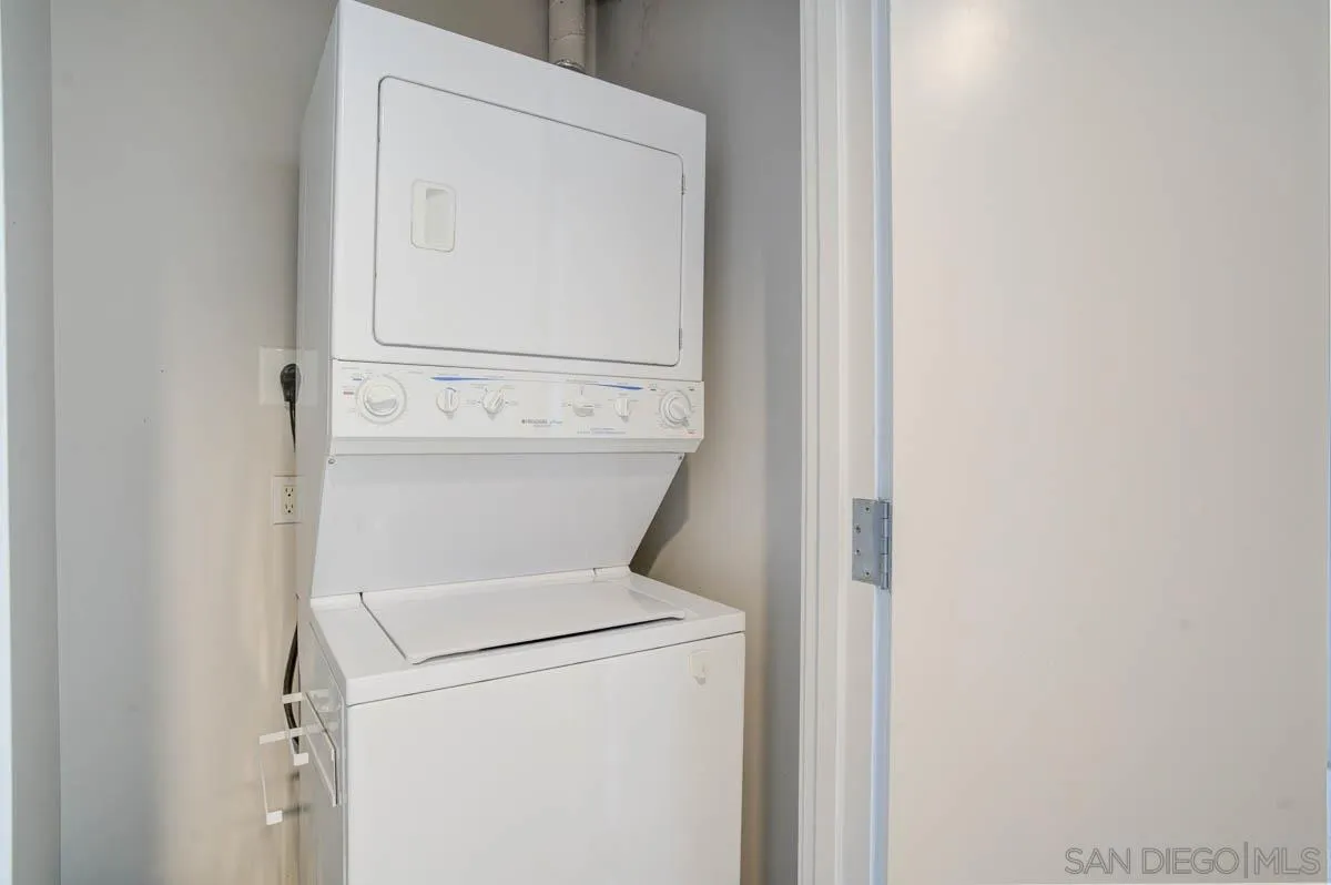 https://cdn.realtyfeed.com/cdn/127/210007081/982c1927aff91c30da4f9dbd931cdaf9.webp
