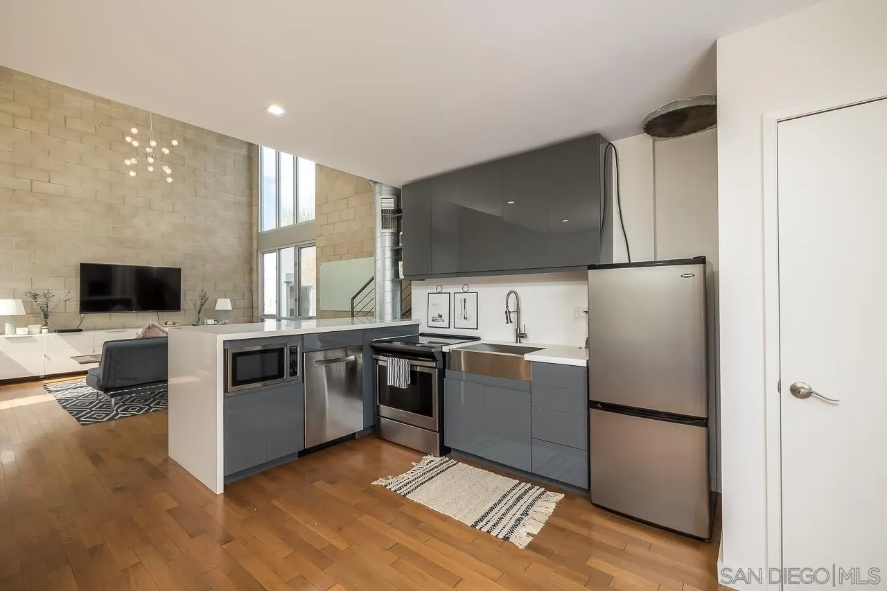 https://cdn.realtyfeed.com/cdn/127/210007147/cefab40b0c2b35f95f761e30281e3535.webp