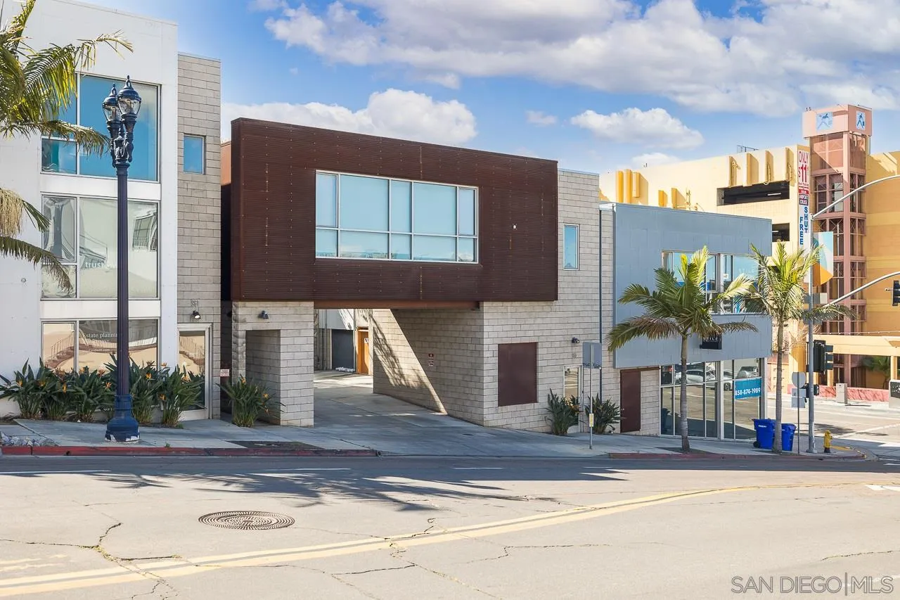 https://cdn.realtyfeed.com/cdn/127/210007147/ef930214f072ce0494e10cb554860c97.webp