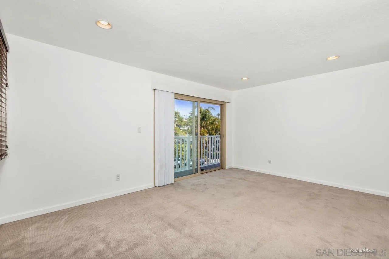 https://cdn.realtyfeed.com/cdn/127/210007177/81fca255088ab1e35cf4eb548f5f6842.webp