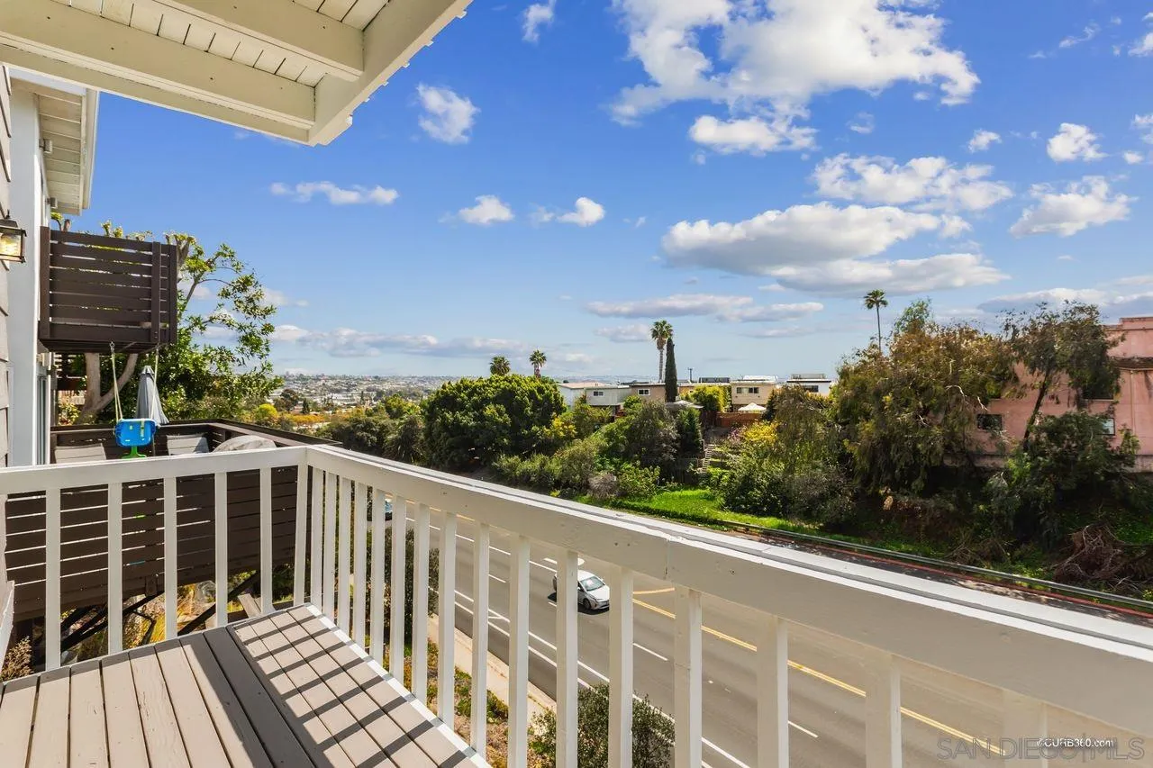 https://cdn.realtyfeed.com/cdn/127/210007177/bed2d355df97eef054a74f5c3de60064.webp