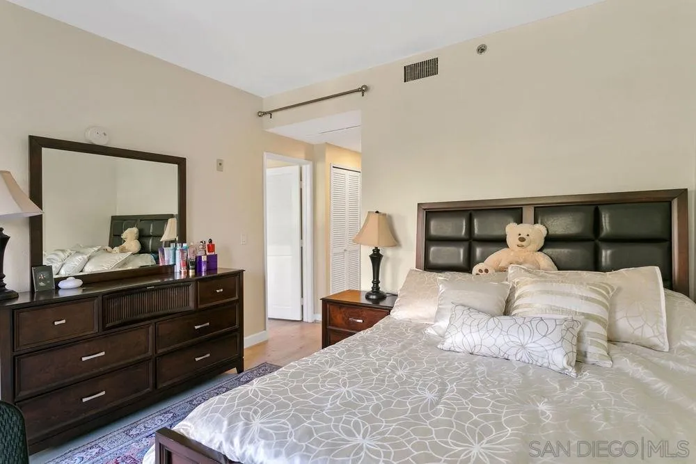 https://cdn.realtyfeed.com/cdn/127/210007306/4736ca6fc8c87f7a5c982239a1e8d924.webp