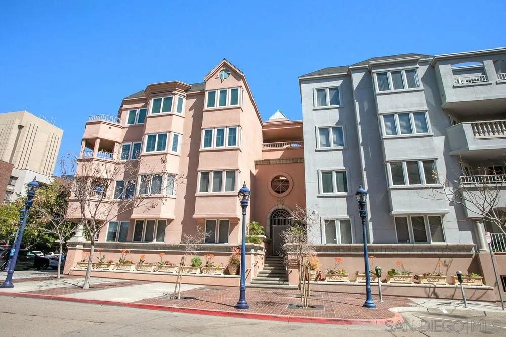 https://cdn.realtyfeed.com/cdn/127/210007306/b87d8660a53bbc38bd9fe597e33ac894.webp