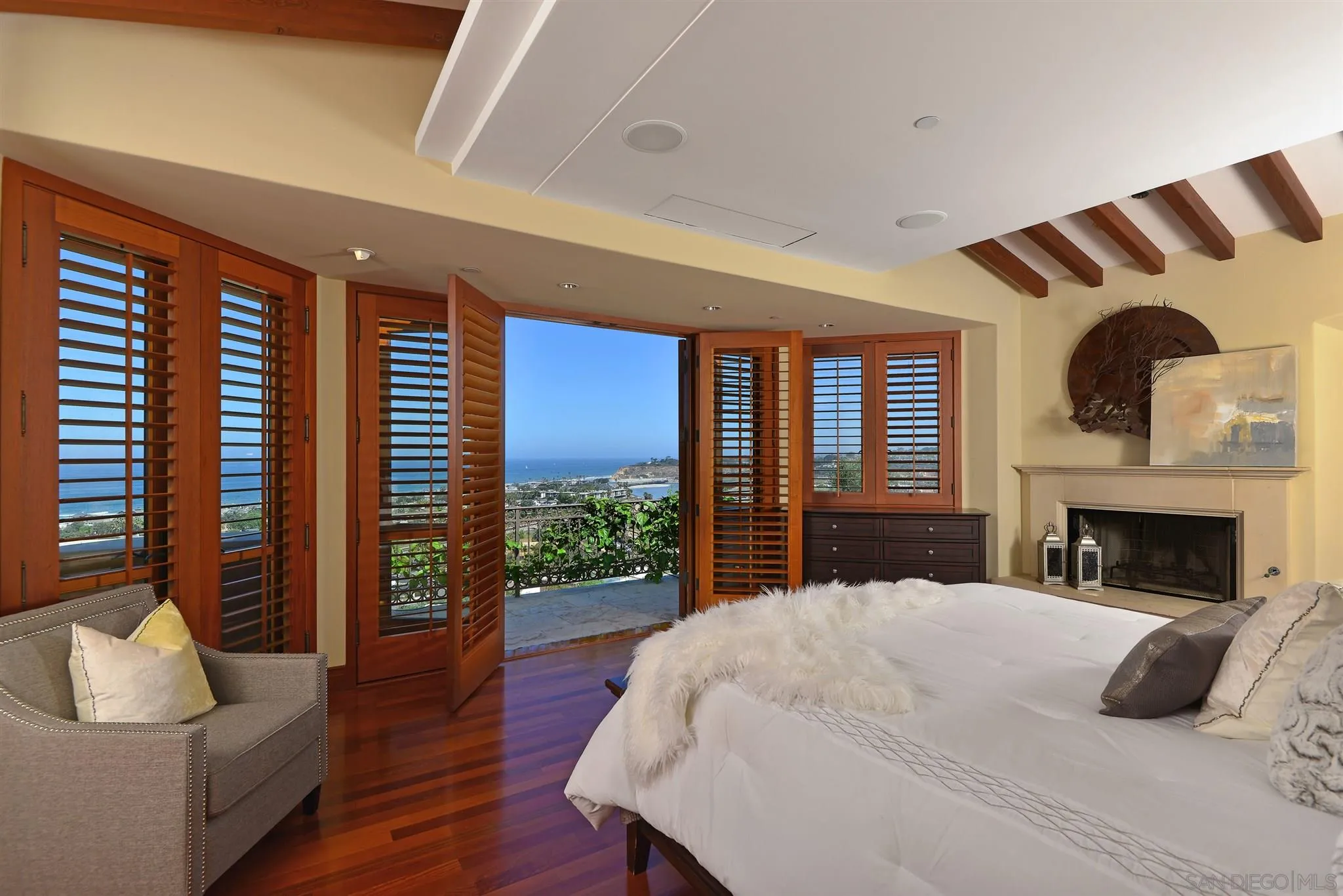 https://cdn.realtyfeed.com/cdn/127/210007445/05dc79d54e504fd85b7ada3094f27f2d.webp