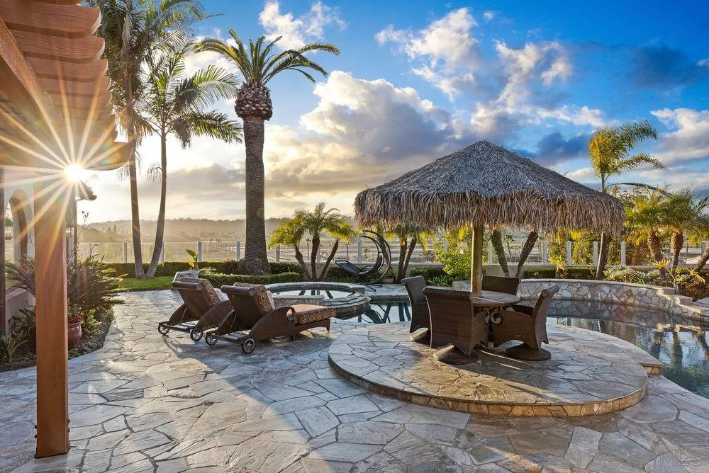 https://cdn.realtyfeed.com/cdn/127/210007509/20be0408afe9c03d509687a90087a2b0.webp