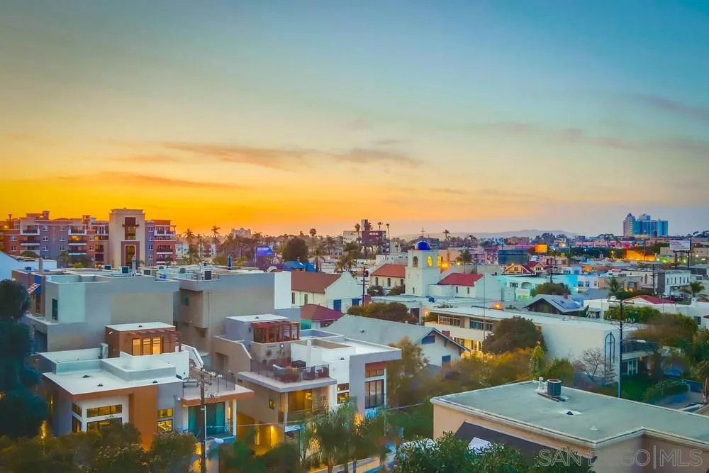 https://cdn.realtyfeed.com/cdn/127/210007691/0b5a87e558416aea818bdf13f4a85097.webp