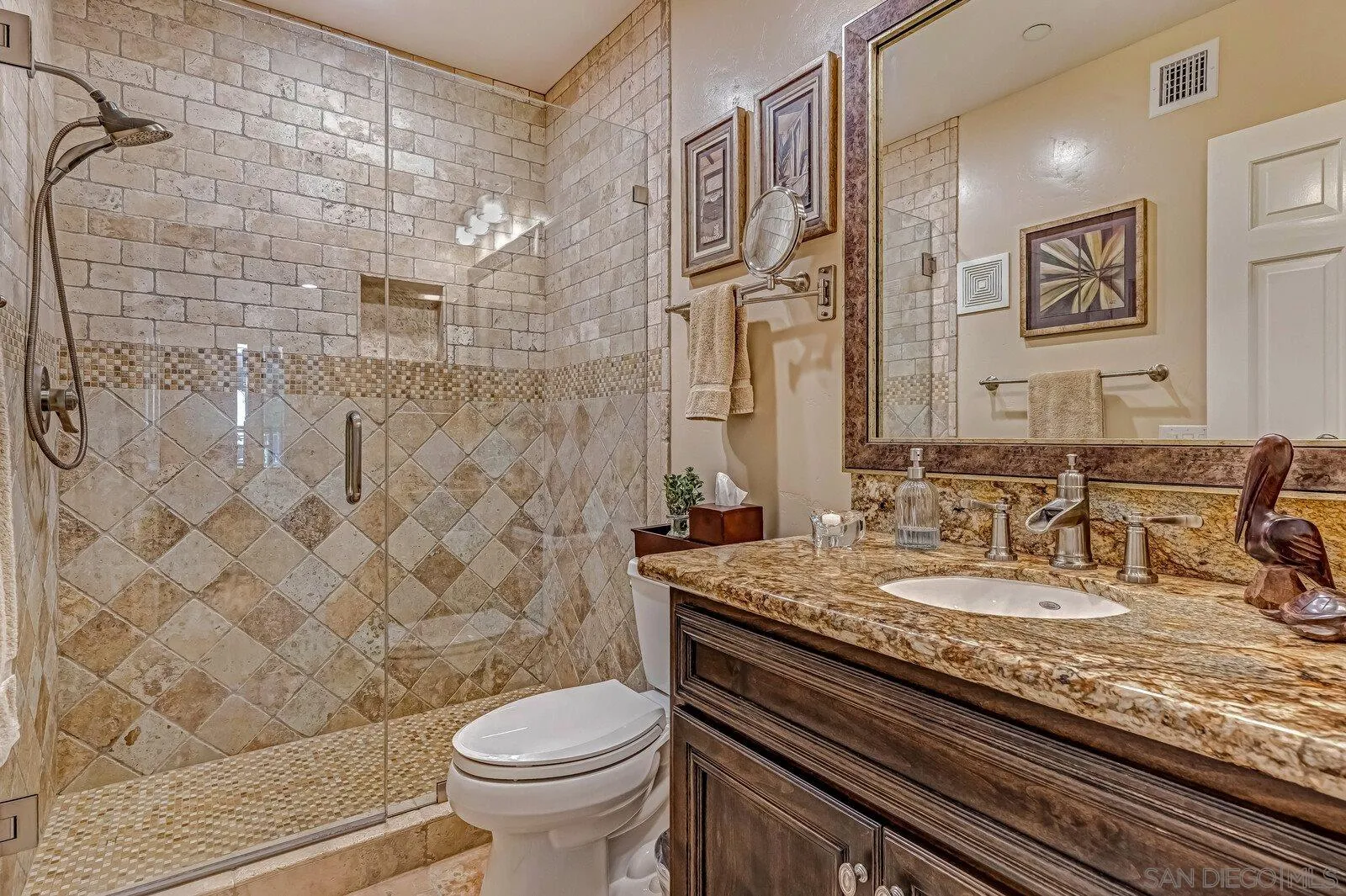 https://cdn.realtyfeed.com/cdn/127/210008200/0fd104c13e18a6200a7d174728ccd5e6.webp