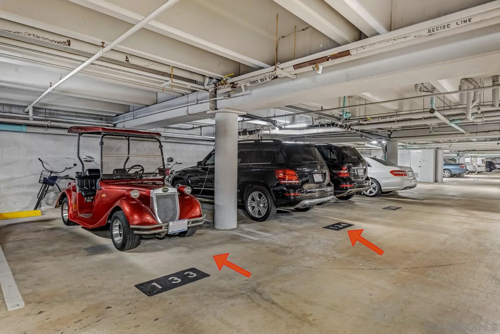 https://cdn.realtyfeed.com/cdn/127/210008200/1135016b47cf7f59956bed9cbf0502a8.webp