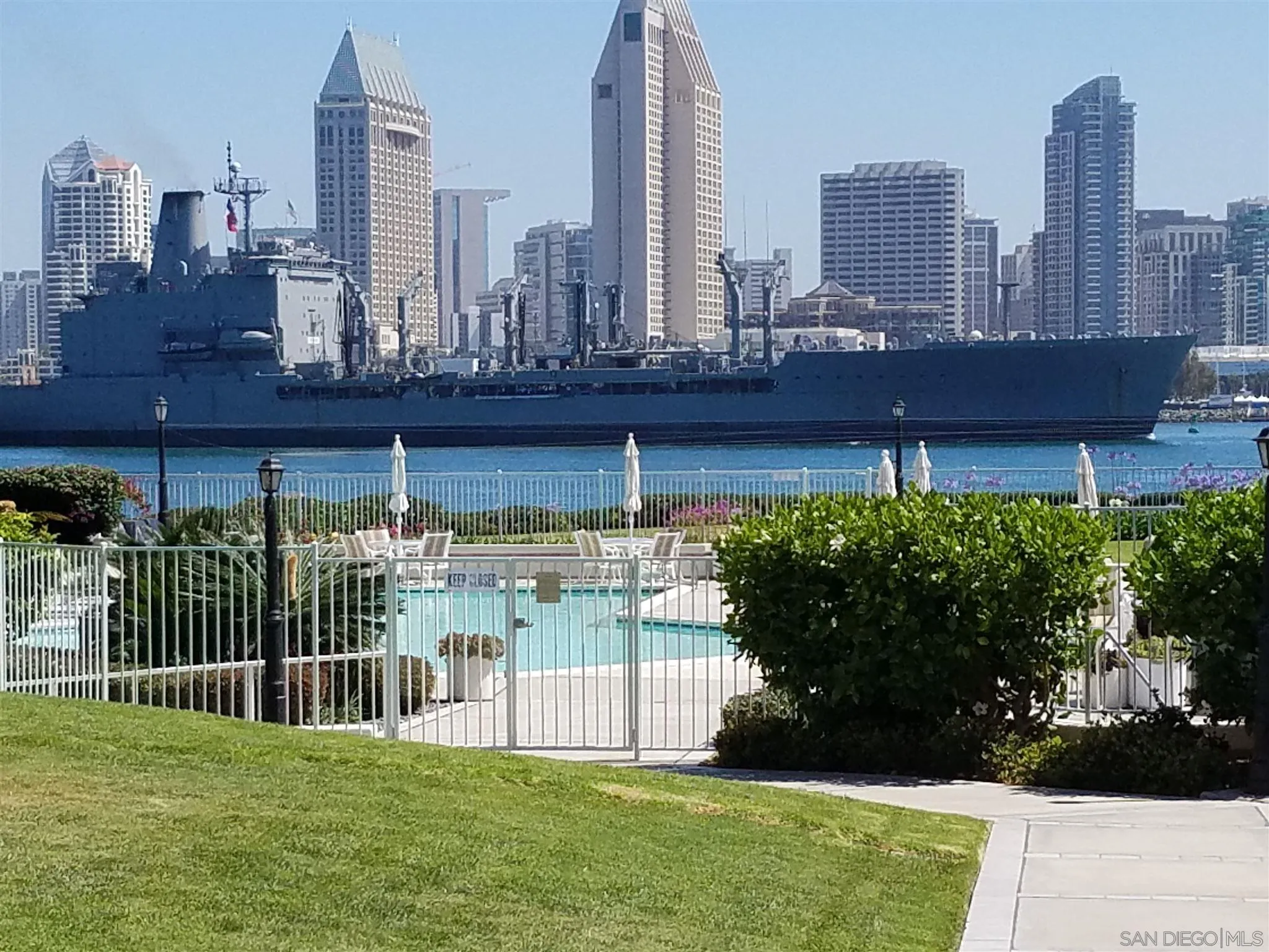 https://cdn.realtyfeed.com/cdn/127/210008200/7437ebdf2d384f8715e7407a17e65094.webp
