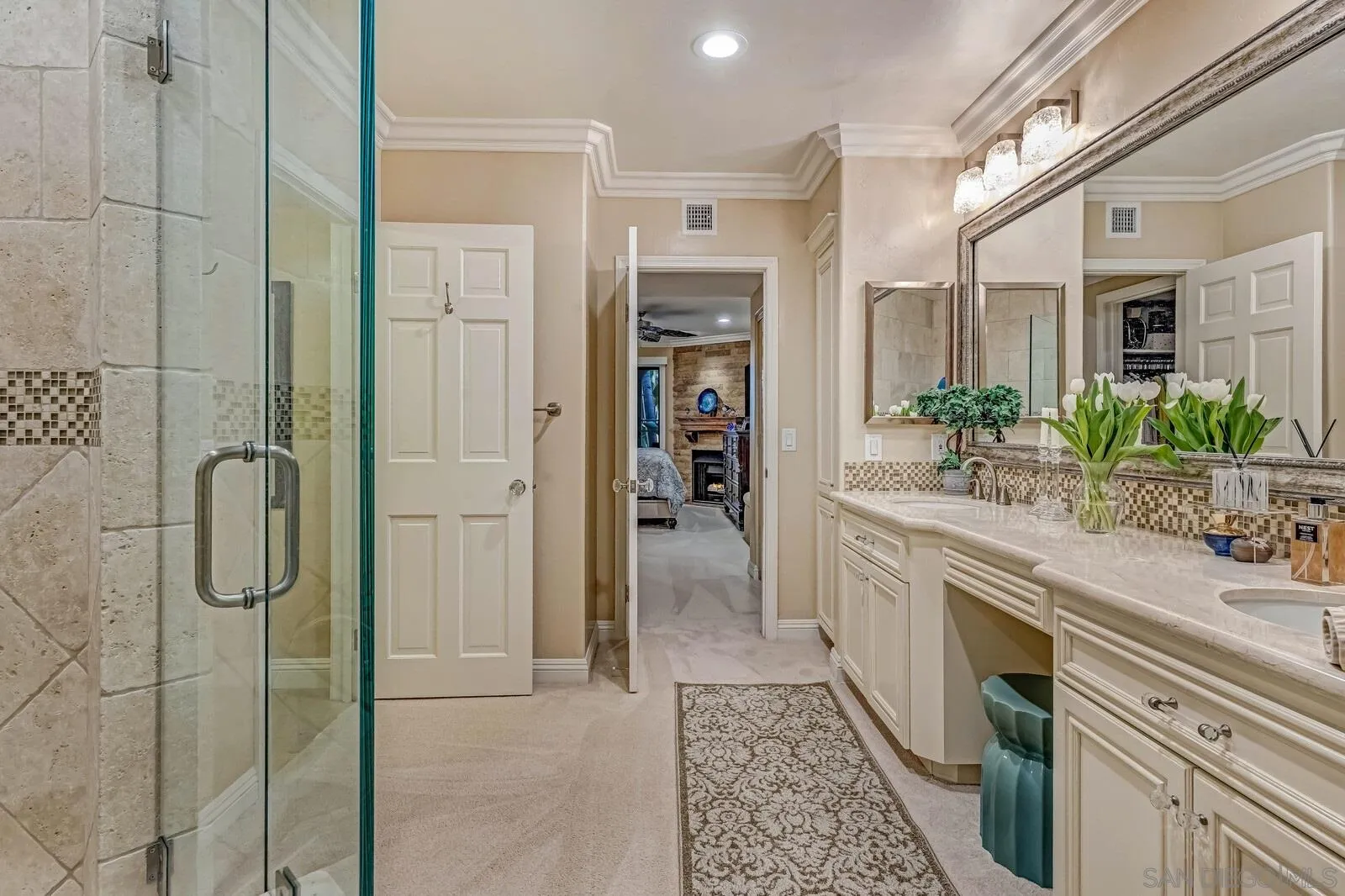 https://cdn.realtyfeed.com/cdn/127/210008200/a874a10ae9be17dcee25e7d697034e82.webp
