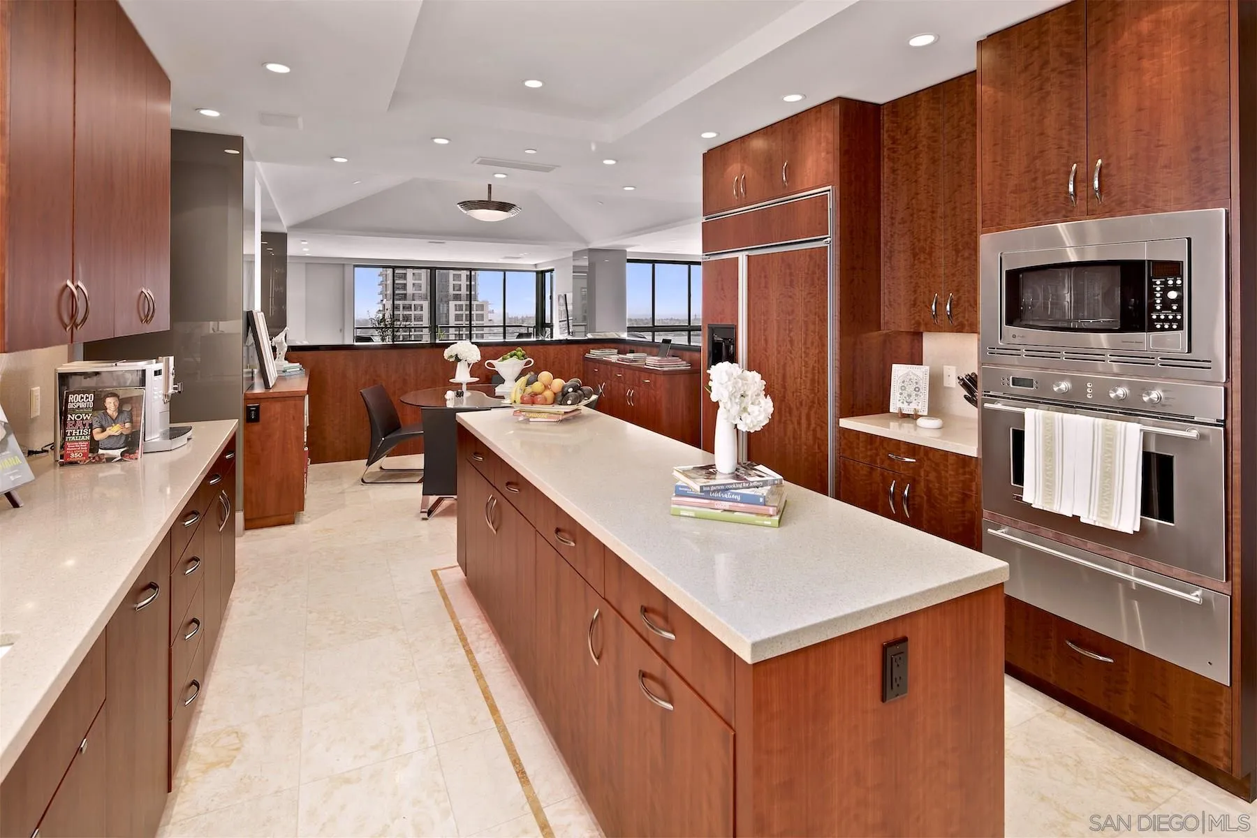 https://cdn.realtyfeed.com/cdn/127/210008223/1797ccd97113713cff2a0d71802fe0a3.webp