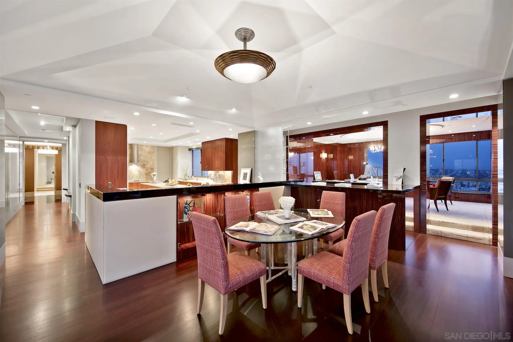 https://cdn.realtyfeed.com/cdn/127/210008223/89dfa7dc2184ca97836688cfa36557a4.webp
