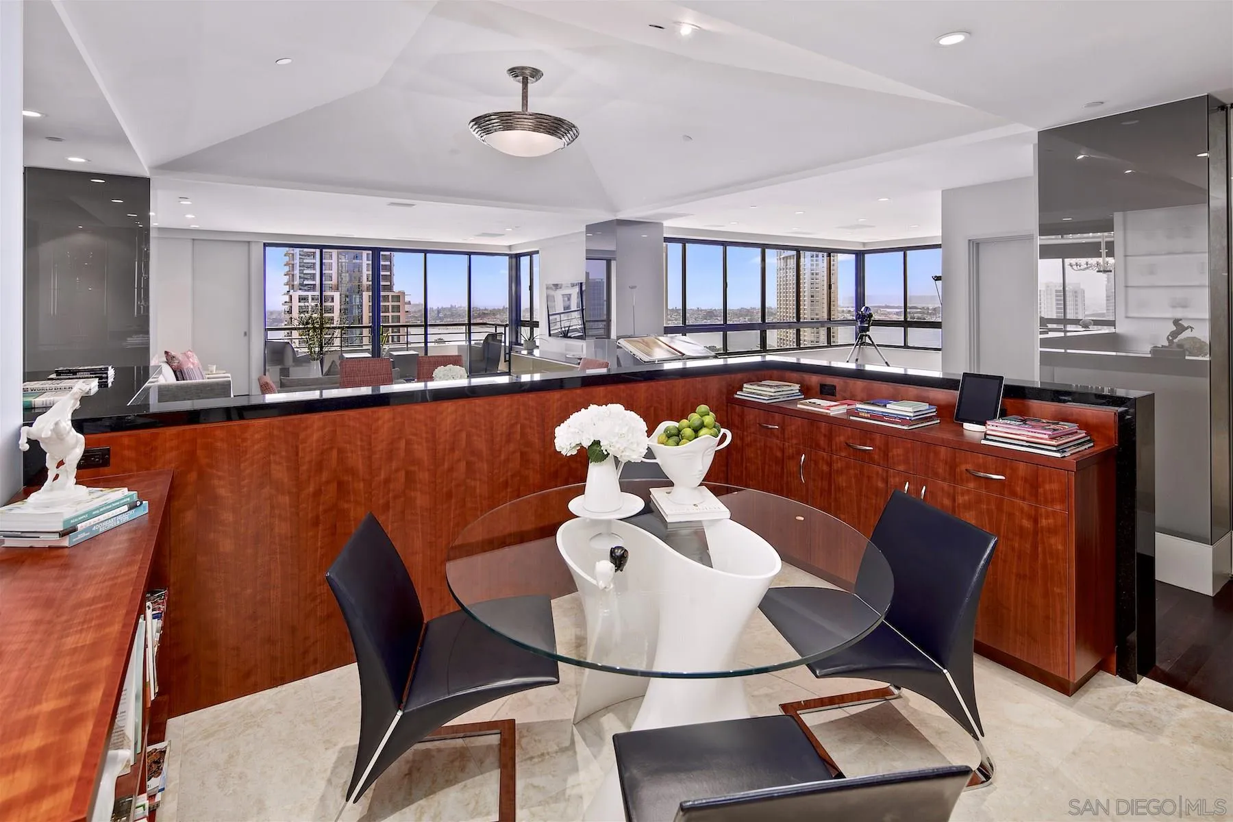 https://cdn.realtyfeed.com/cdn/127/210008223/ae46f3f29a59356dcf93c6543fa7003d.webp