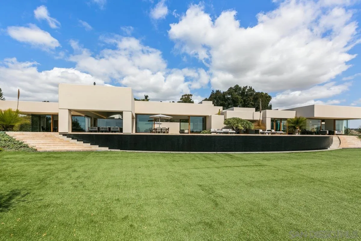 https://cdn.realtyfeed.com/cdn/127/210008341/04d00b1201508a0eabc95cb2aab8851d.webp