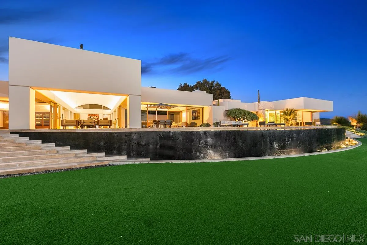 https://cdn.realtyfeed.com/cdn/127/210008341/6744ac8e9877753e9f947458f8ffde2f.webp