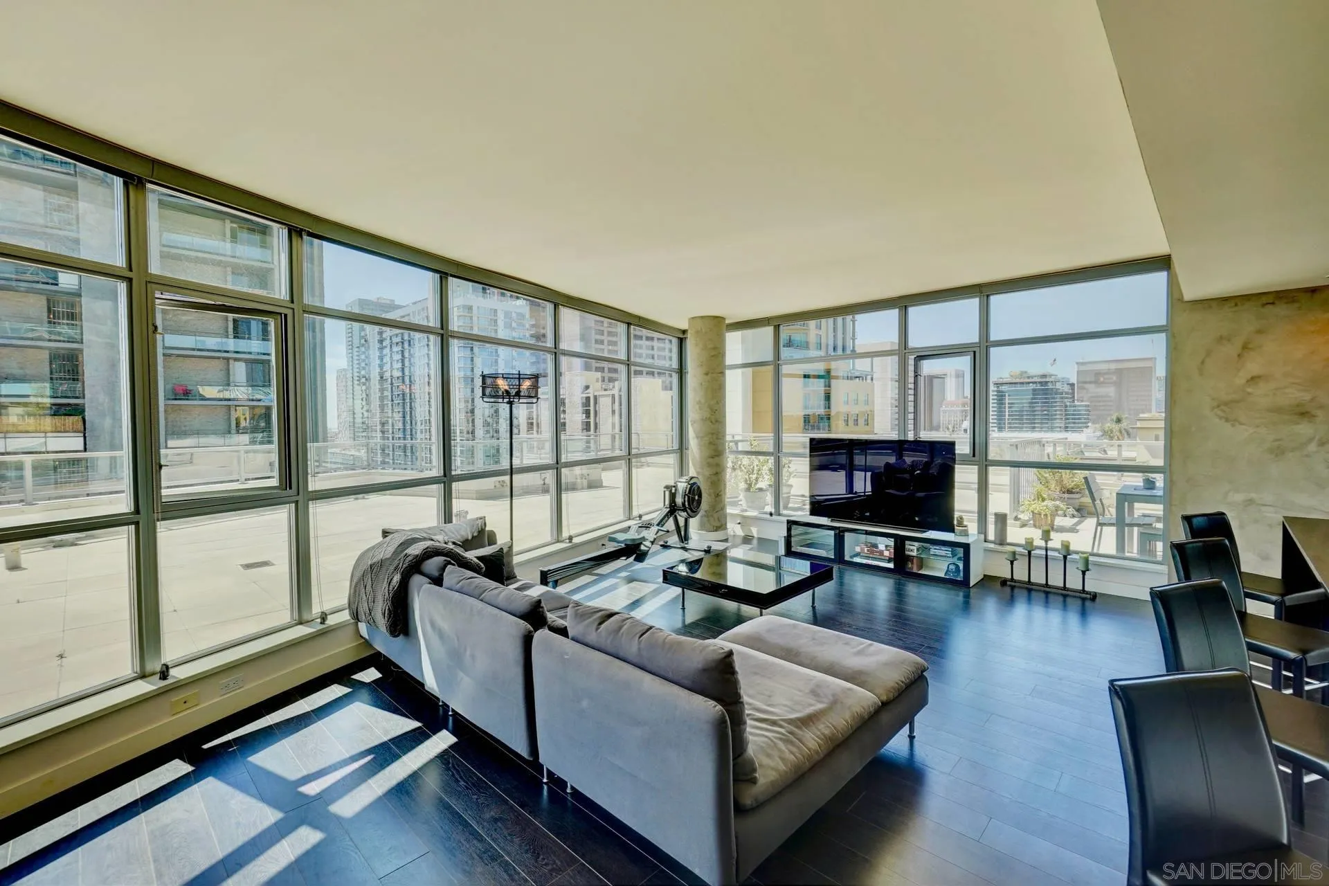 https://cdn.realtyfeed.com/cdn/127/210008370/23fede957f8a9aac33ed41776d4d0eaa.webp