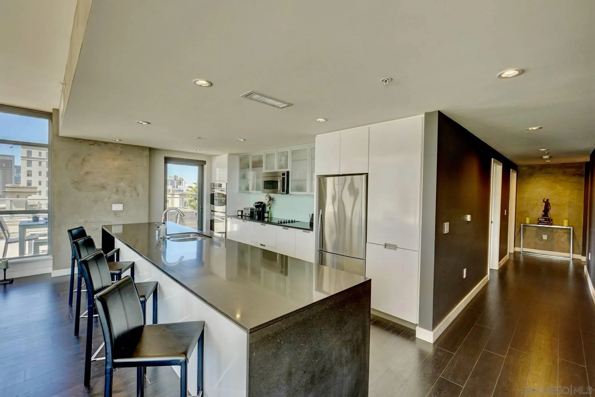 https://cdn.realtyfeed.com/cdn/127/210008370/9574ffab7b7f66c86fbd398ee21dd804.webp