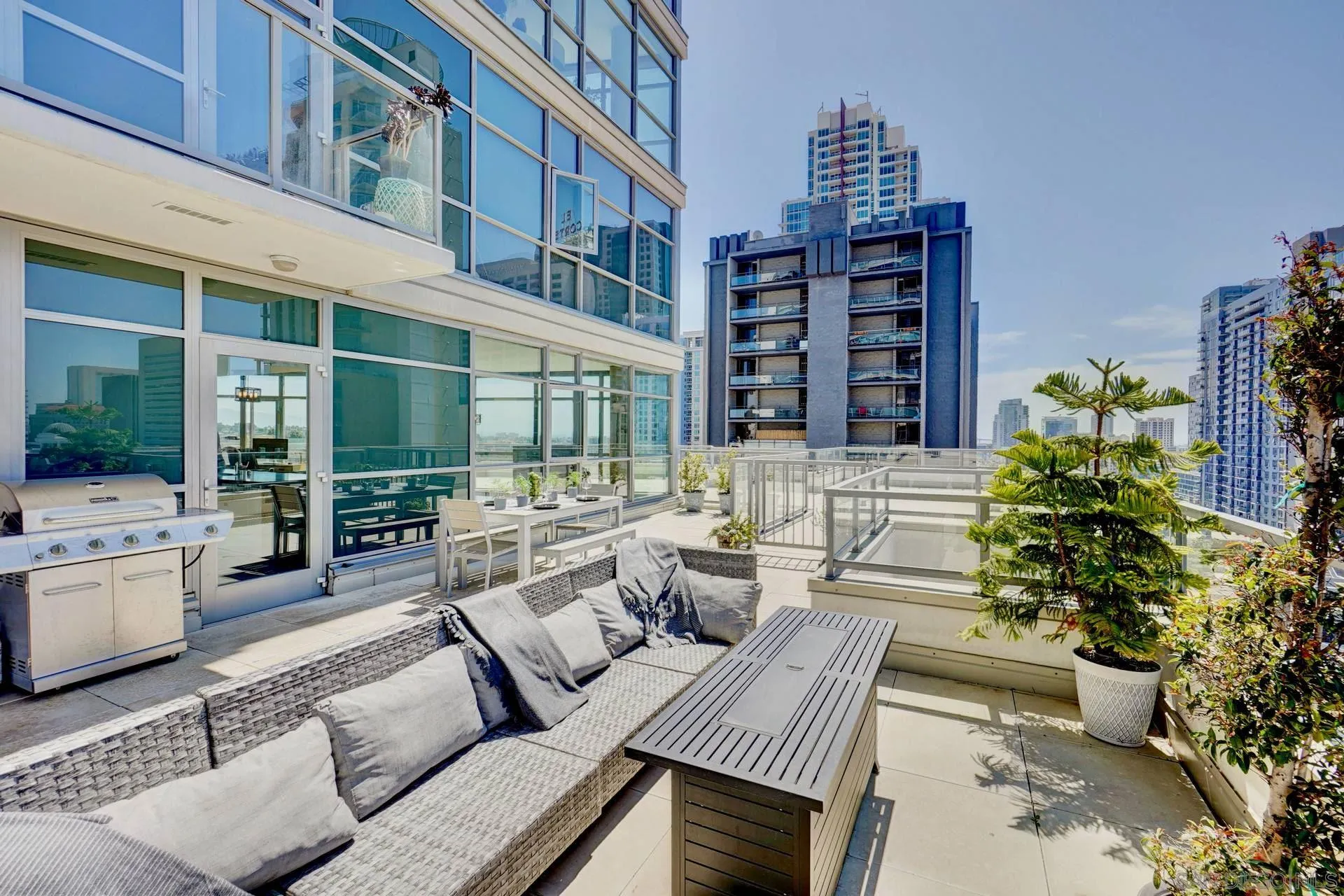 https://cdn.realtyfeed.com/cdn/127/210008370/bdff42539fdd719772e381ab42408526.webp