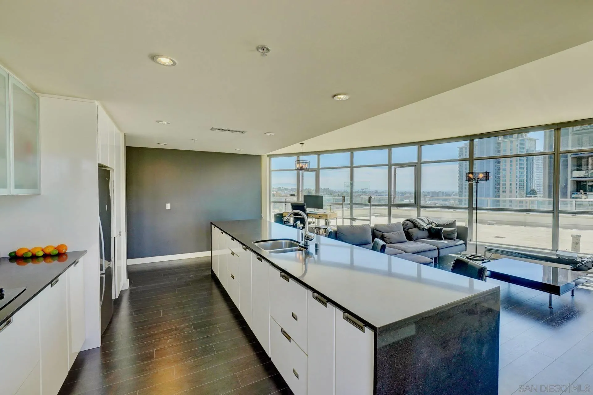 https://cdn.realtyfeed.com/cdn/127/210008370/c84f69213758531bf227dc061567158c.webp