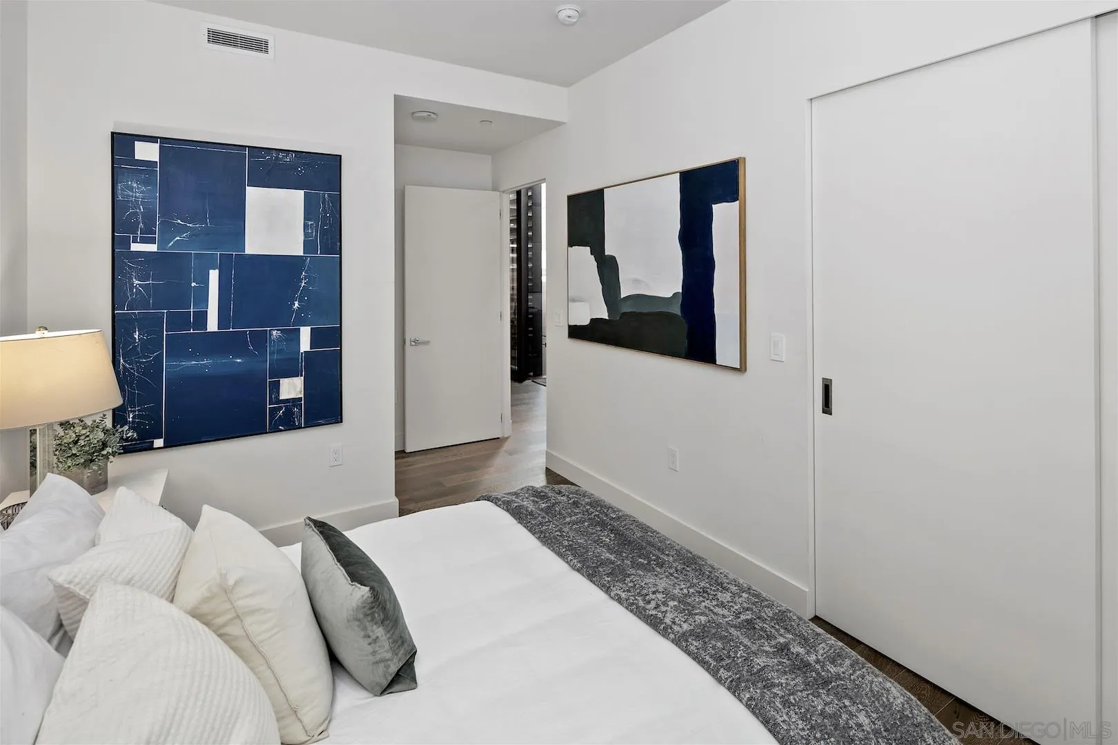 https://cdn.realtyfeed.com/cdn/127/210008399/00632bbec084310c8ae7fb41603d329d.webp