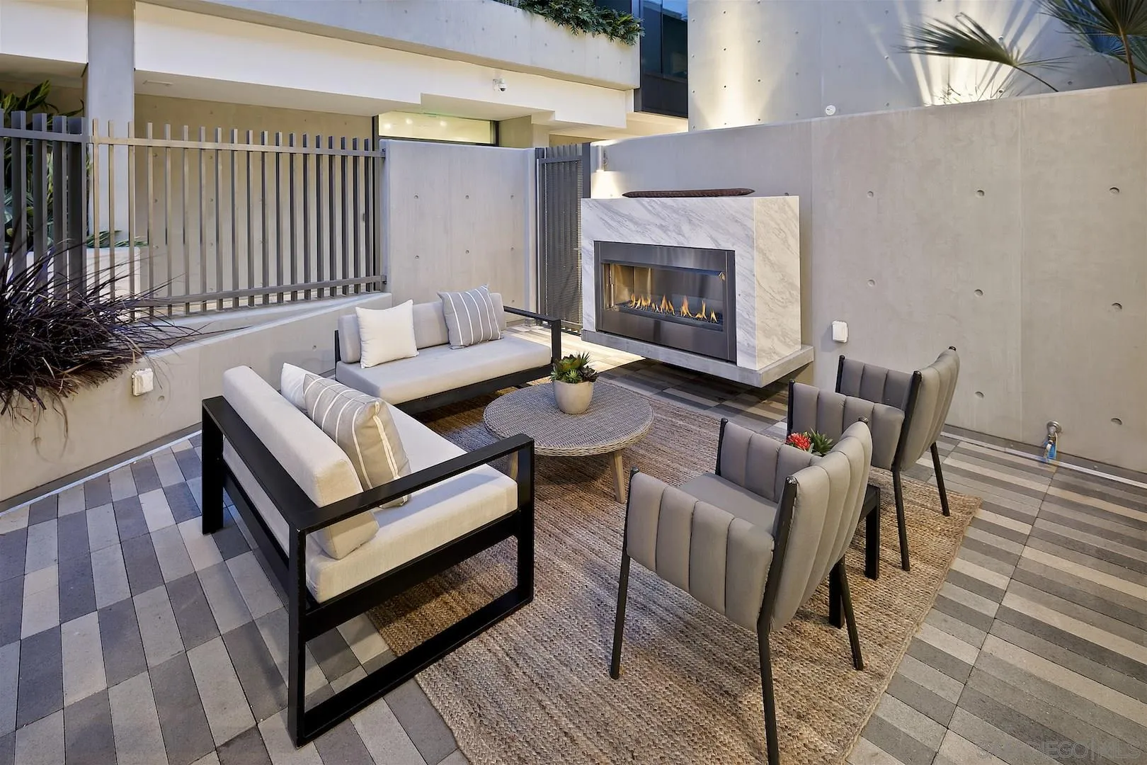https://cdn.realtyfeed.com/cdn/127/210008399/a871fb12f458921fcd60564894dc75a3.webp