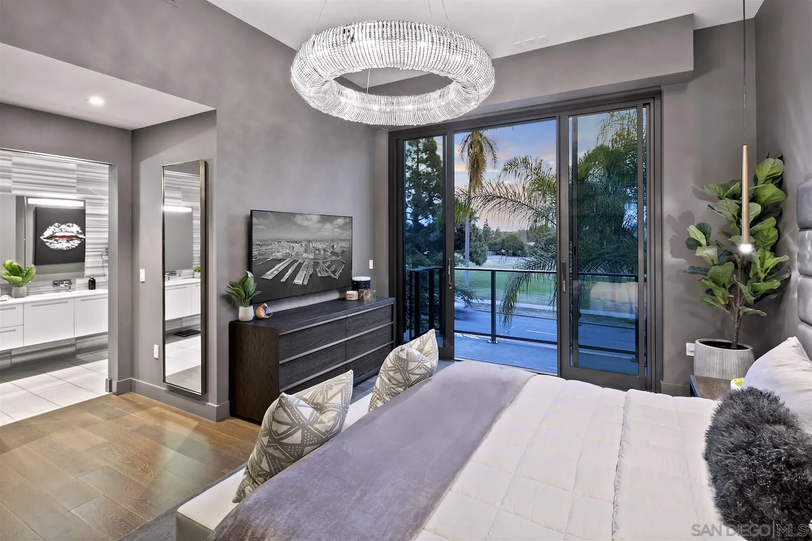 https://cdn.realtyfeed.com/cdn/127/210008399/f27efab2d5ae5261e4b49f649ee773c9.webp