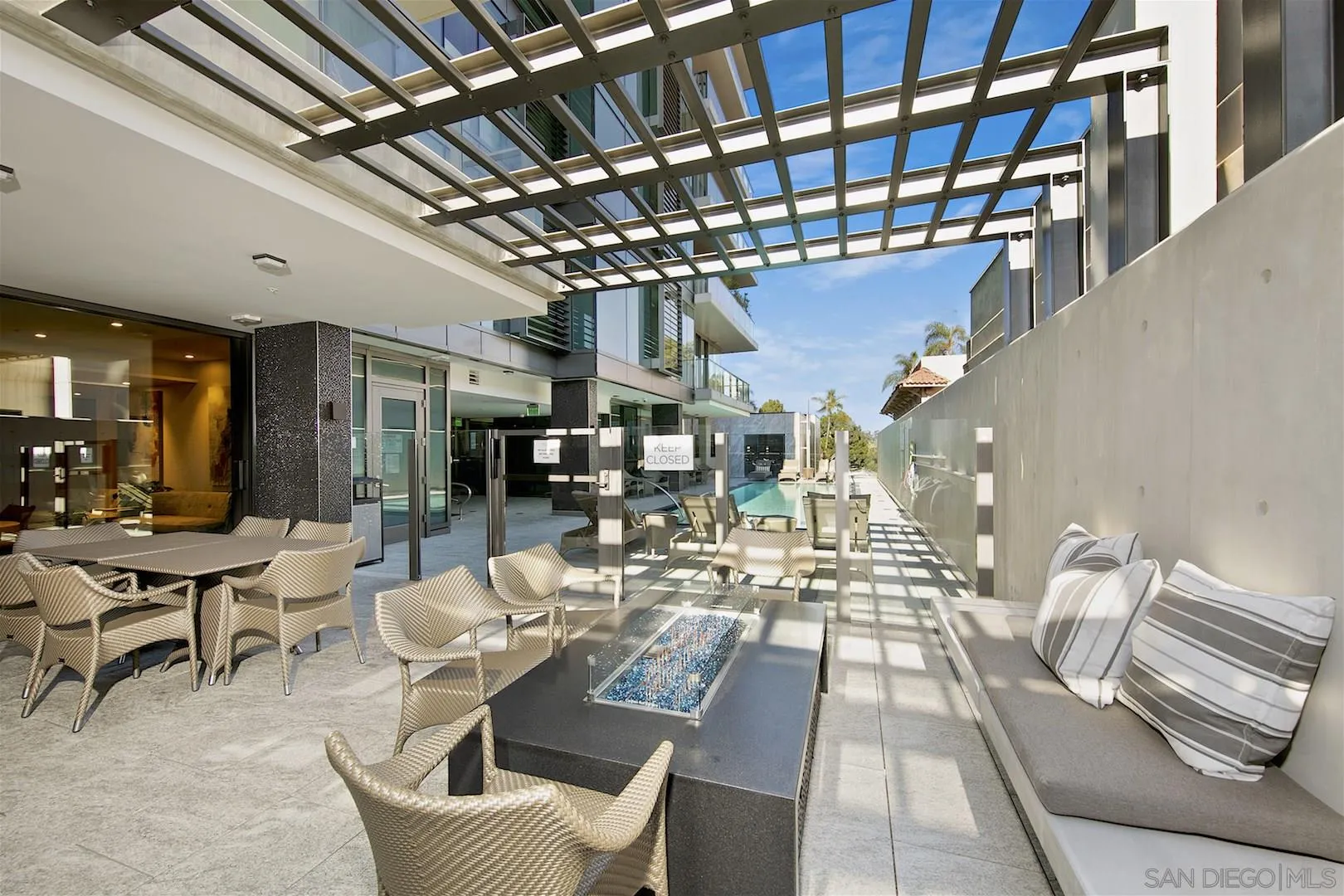 https://cdn.realtyfeed.com/cdn/127/210008399/f82b6fa80b385b36d5ee38ad9ff97af2.webp
