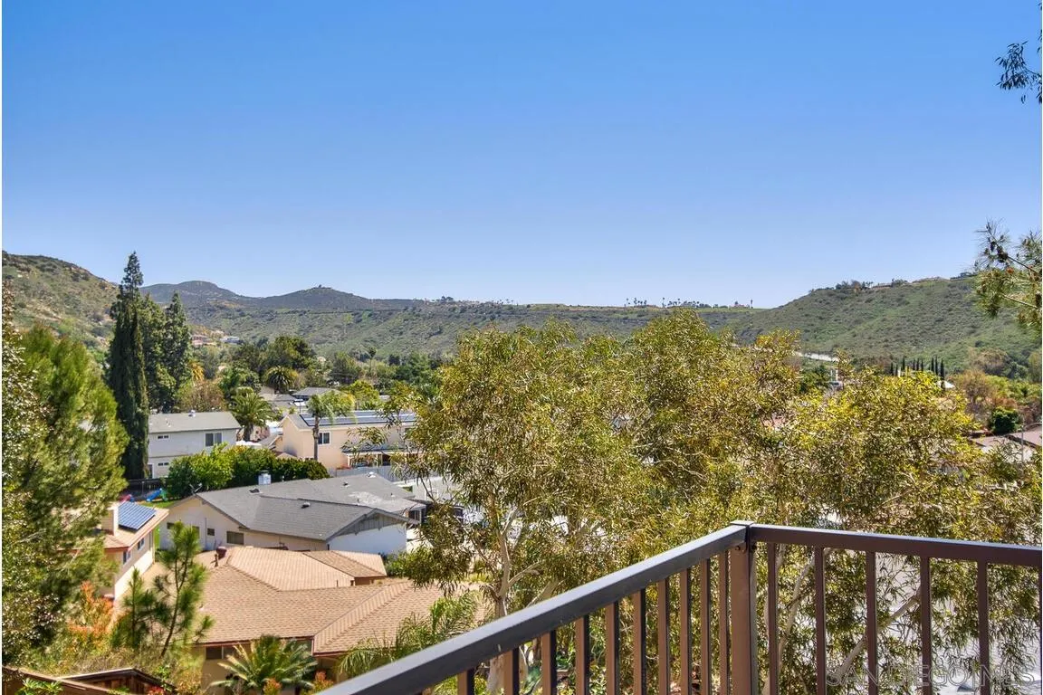 https://cdn.realtyfeed.com/cdn/127/210008413/08de4f284ba4adf576364050f691cdc7.webp