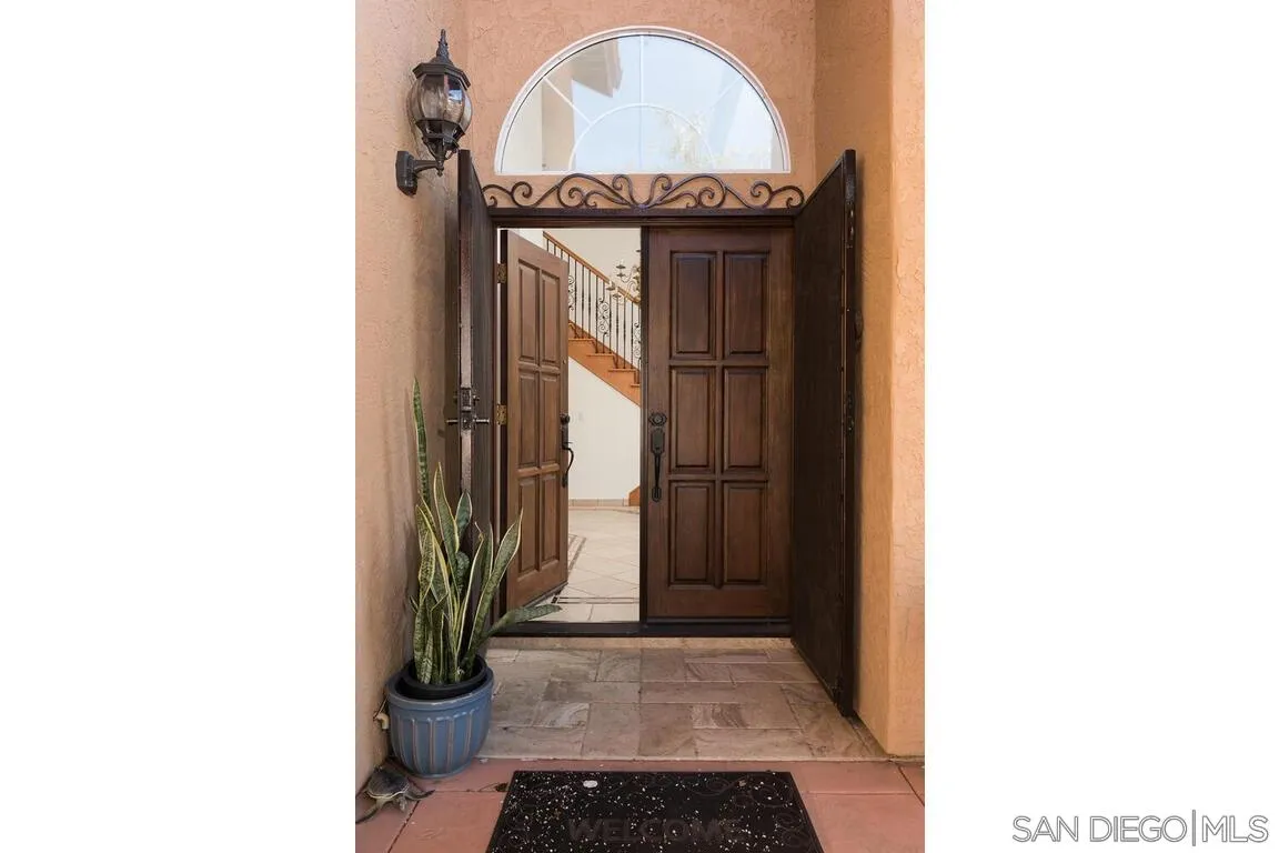 https://cdn.realtyfeed.com/cdn/127/210008413/2759541856fecc198acab1334d037f21.webp