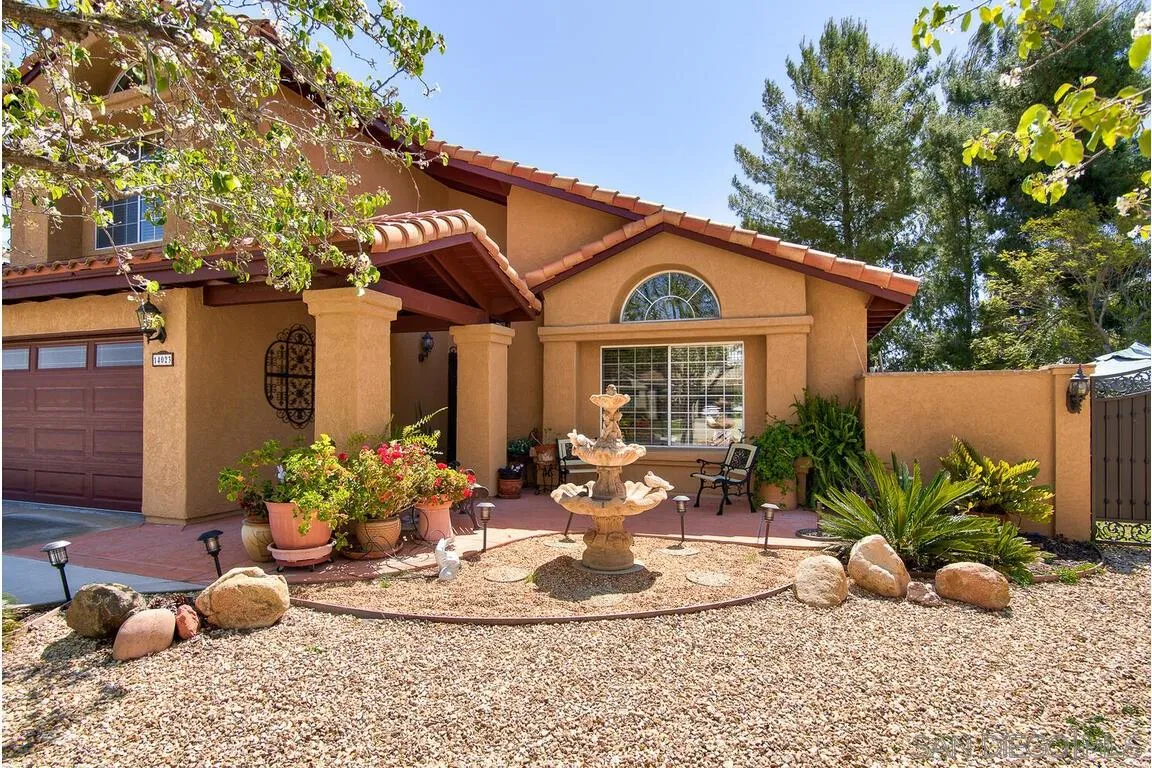 https://cdn.realtyfeed.com/cdn/127/210008413/4329cff04f4f5ab30653010d1c892360.webp