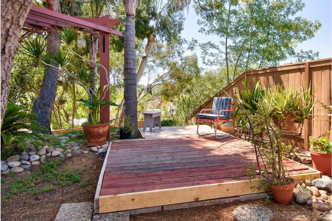 https://cdn.realtyfeed.com/cdn/127/210008413/be0edcfe3e0ceac5f4567dcdcb88562a.webp
