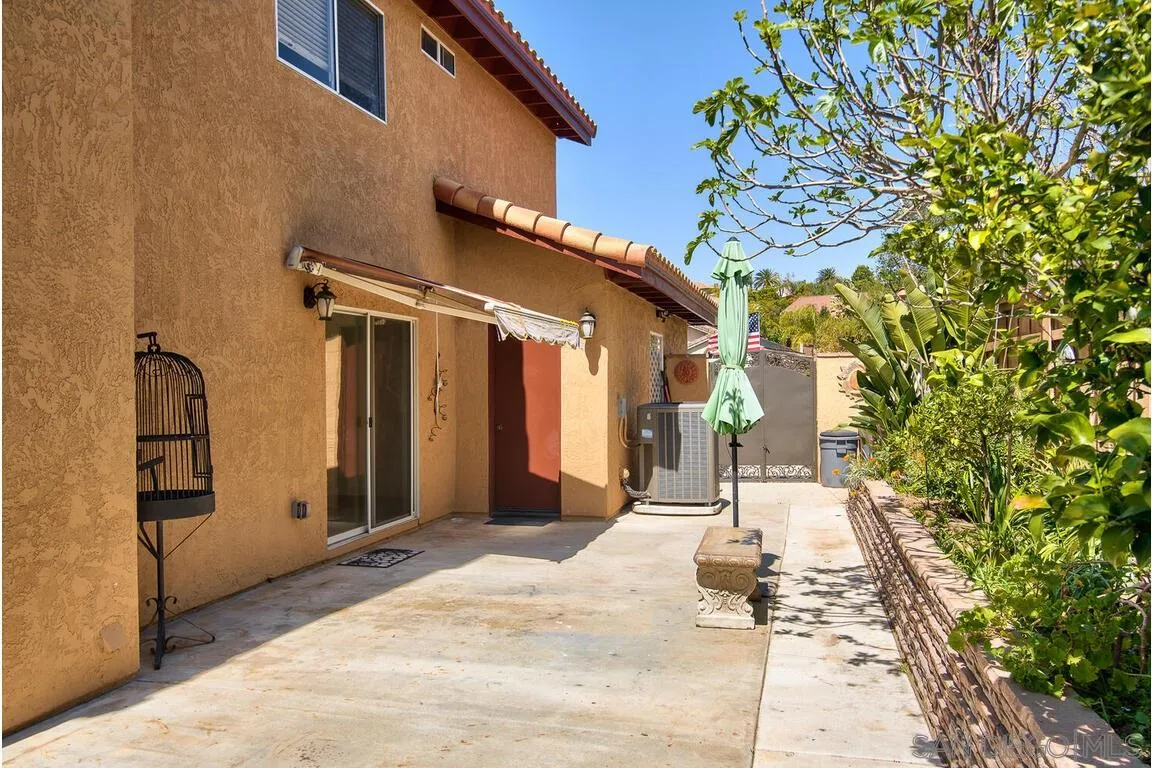 https://cdn.realtyfeed.com/cdn/127/210008413/d76d09c67526dfa4ee05ca5afc8d677d.webp