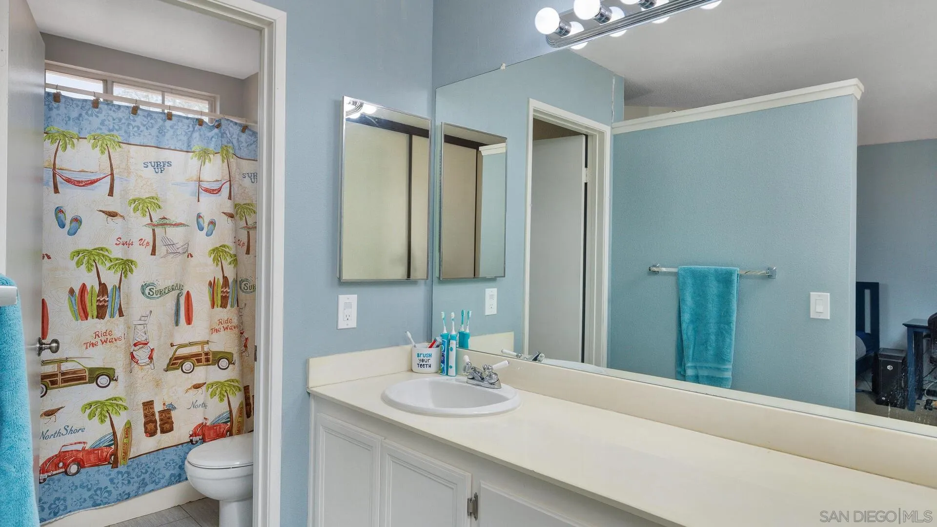 https://cdn.realtyfeed.com/cdn/127/210010155/0695250860413181e24e269cb455ab1c.webp