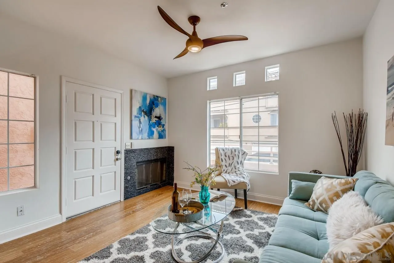 https://cdn.realtyfeed.com/cdn/127/210010242/135baff72b542beb45073074c9755b04.webp