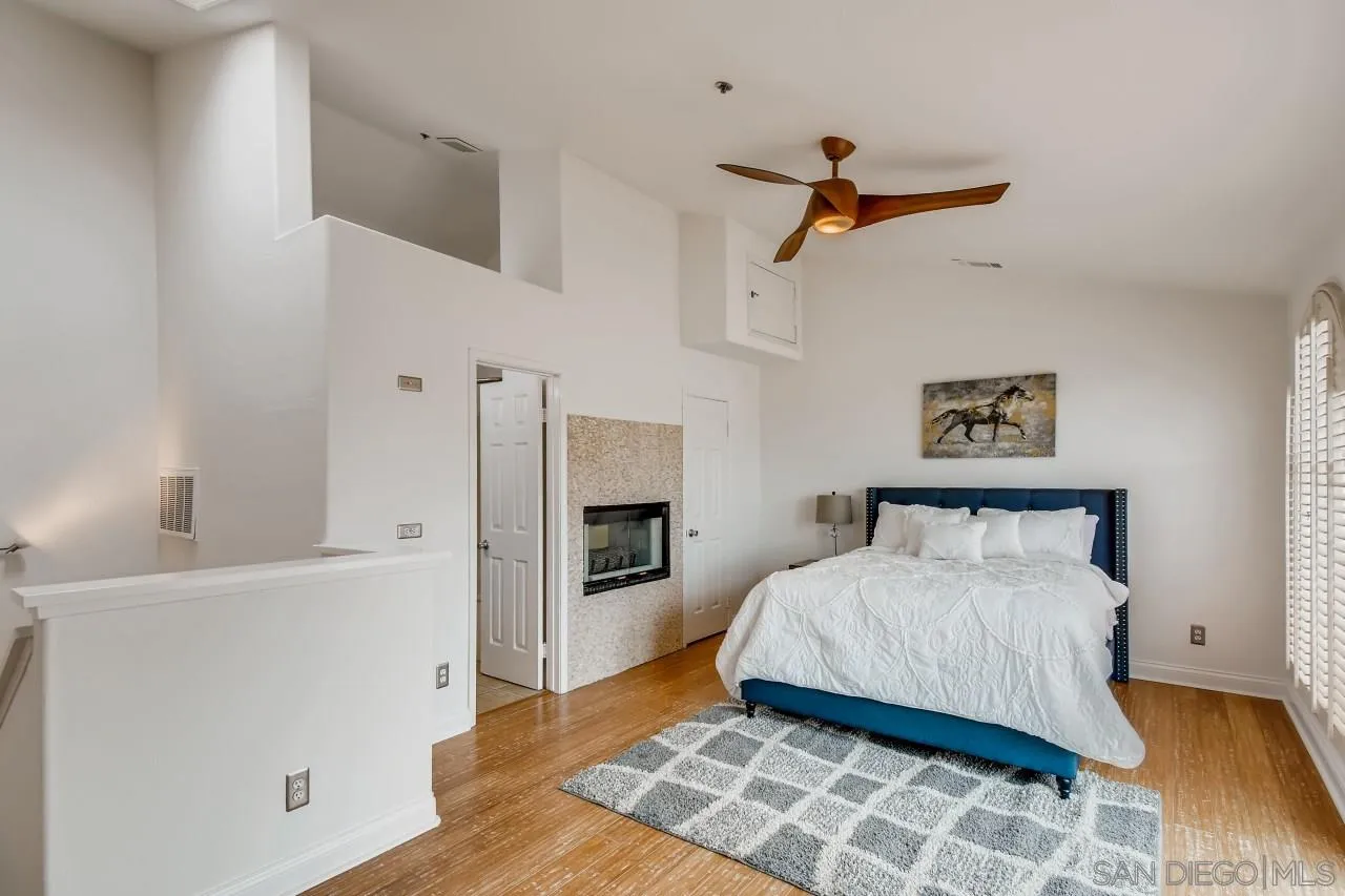https://cdn.realtyfeed.com/cdn/127/210010242/bd51a2eb635b546fd1a83cf2150c3f47.webp