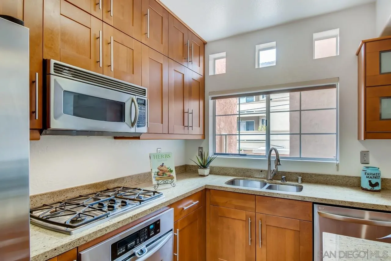 https://cdn.realtyfeed.com/cdn/127/210010242/d1873e536c784a4010d45117b0cc93b4.webp