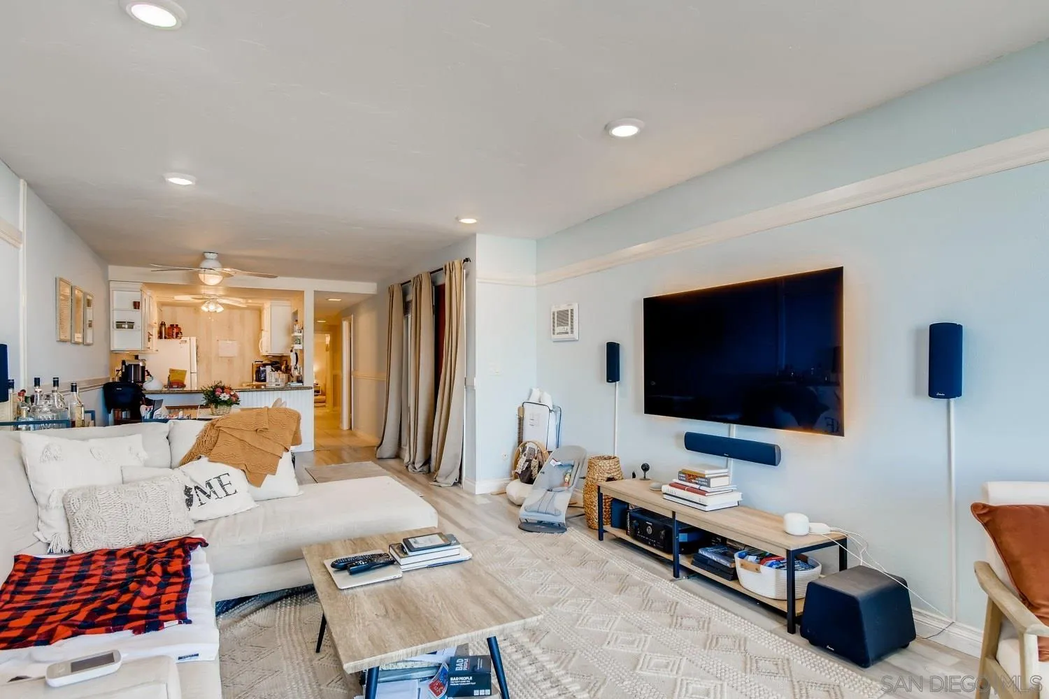 https://cdn.realtyfeed.com/cdn/127/210014088/d10c71b056e754b3abff9dba07de026b.webp