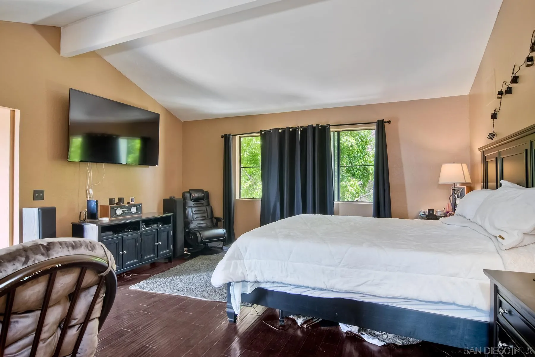 https://cdn.realtyfeed.com/cdn/127/210016699/0dbb69bf67302c658b0cf4406d1f391d.webp