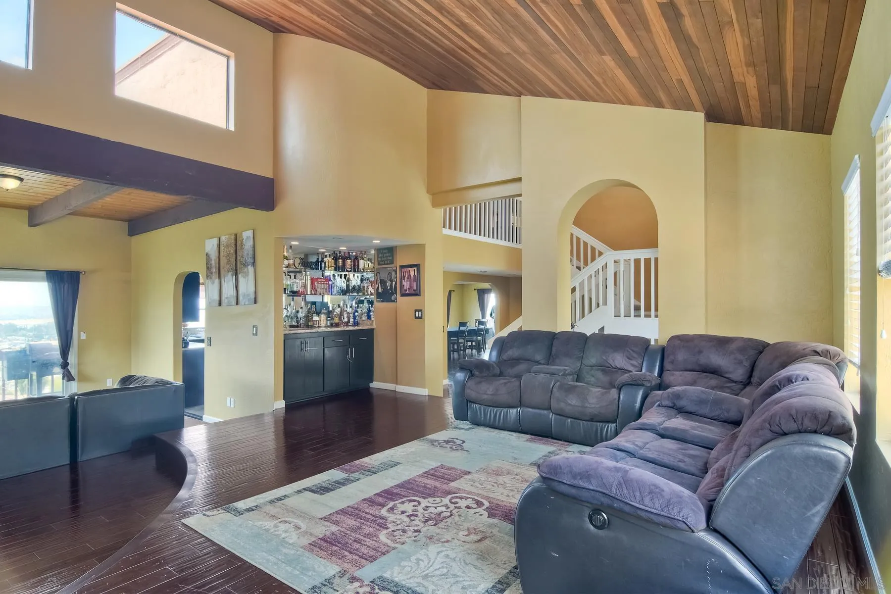 https://cdn.realtyfeed.com/cdn/127/210016699/1185145329fe97d6ac2ce88c484d42c0.webp