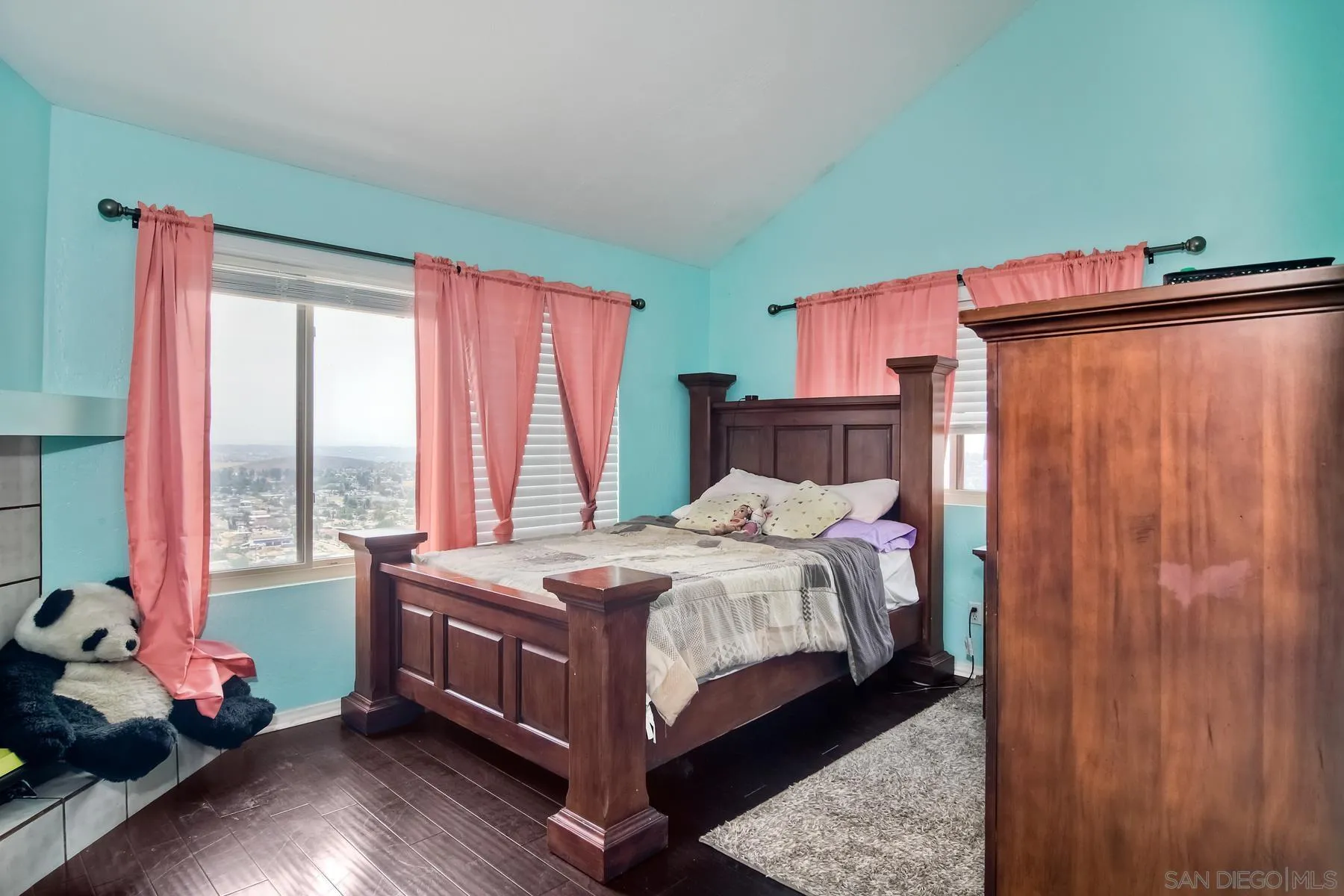 https://cdn.realtyfeed.com/cdn/127/210016699/610556e918c9b438ce6bf091b561a2ff.webp