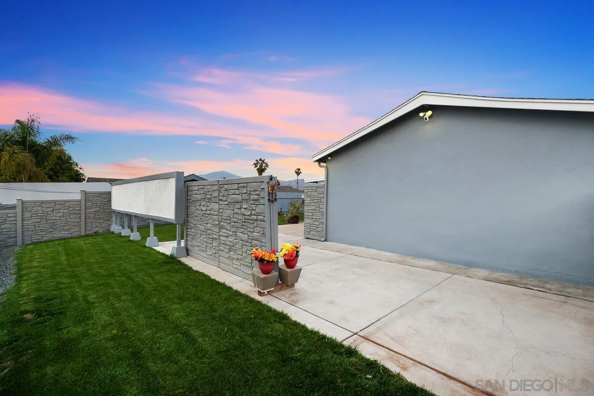 https://cdn.realtyfeed.com/cdn/127/210017616/e8b2857170a5cf295c803a50a9217428.webp